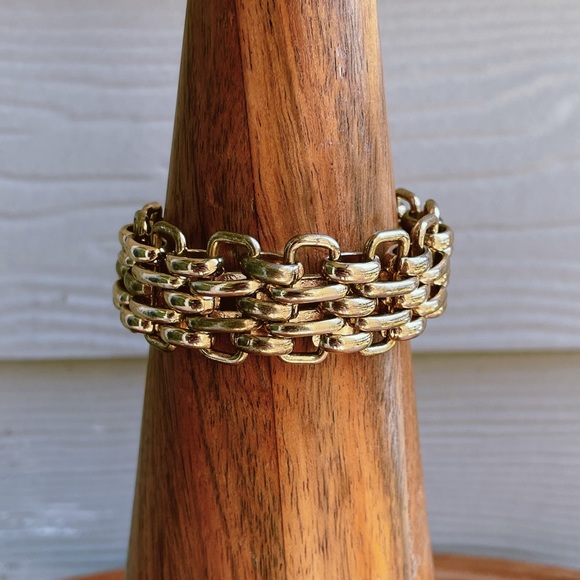 J Crew Golden Cable Chain Style Bracelet - Picture 2 of 6